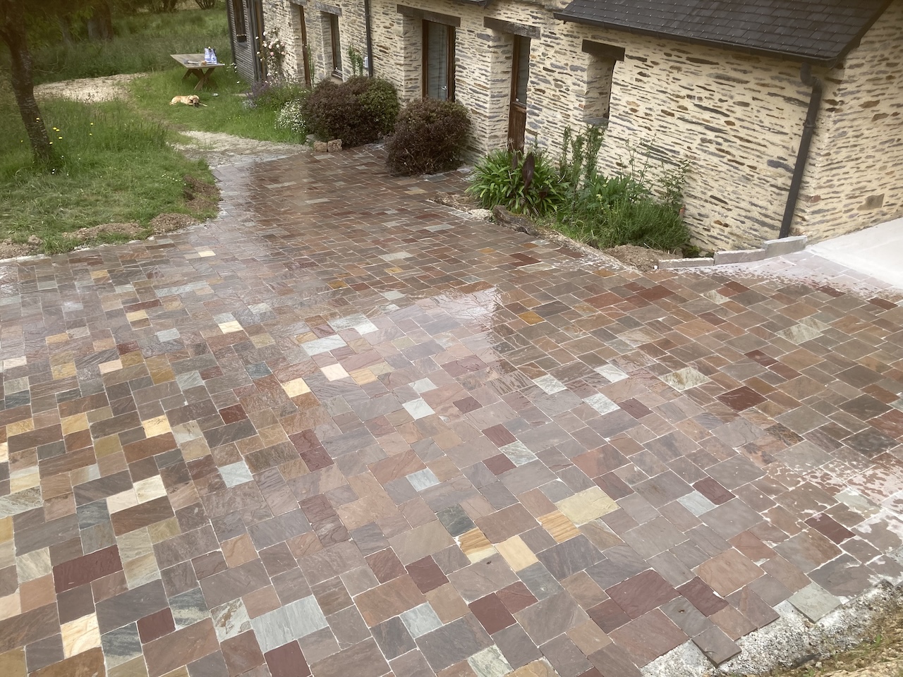 Pavés grès multi color Kandla naturel bords éclatés